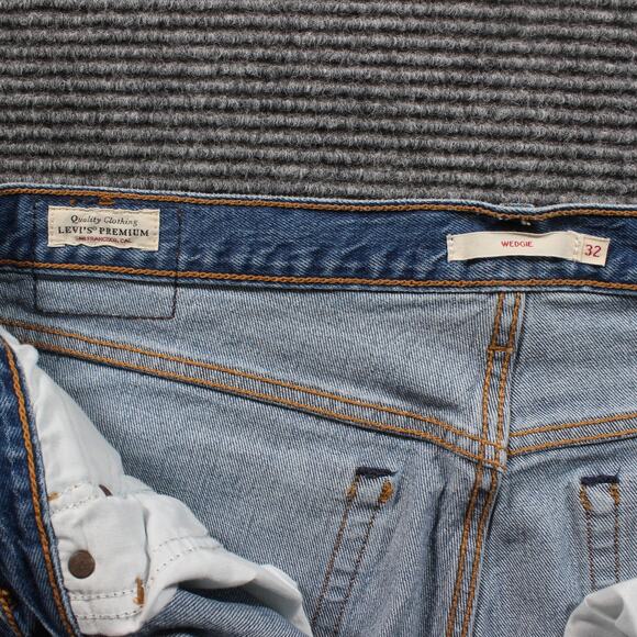 Levi's 501 Wedgie Jeans Women's 32x28 Blue High Rise Distressed - Picture 3 of 10